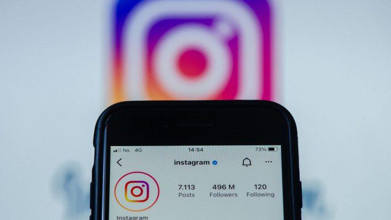How to Untag Someone on Instagram